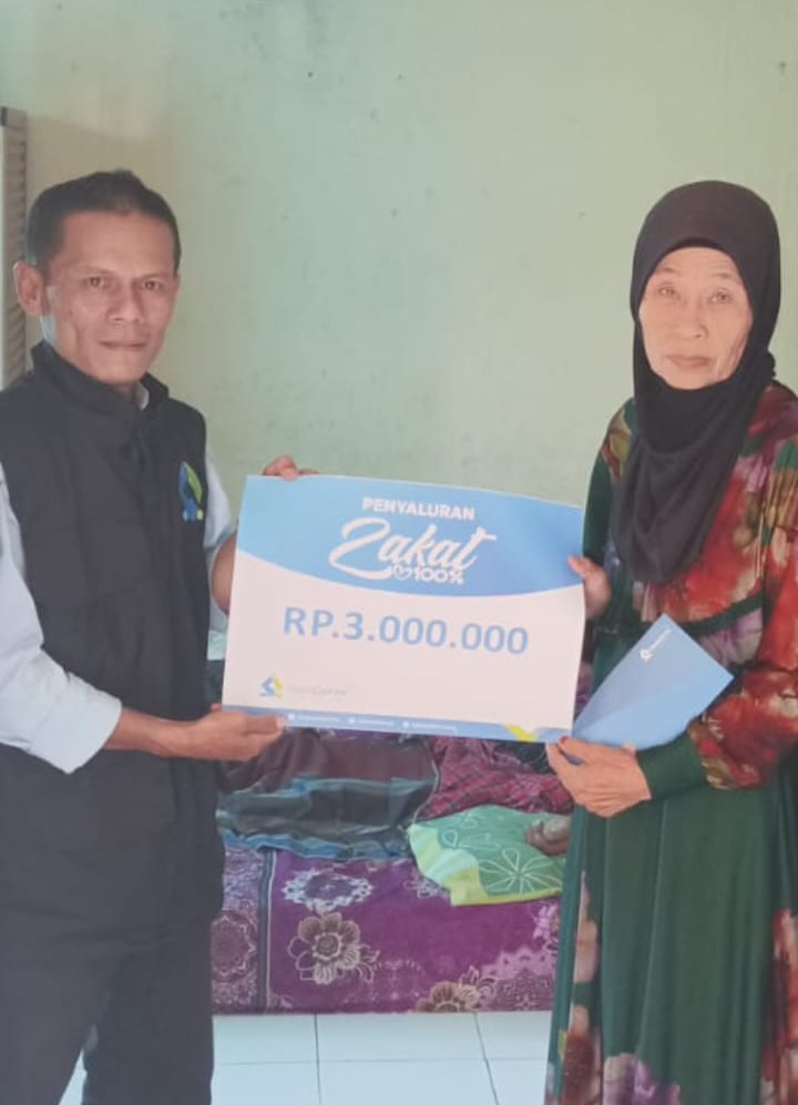 Cinta Qur’an Foundation Peduli Warga Korban Musholla Ambruk di Desa Sukamakmur Ciomas Bogor