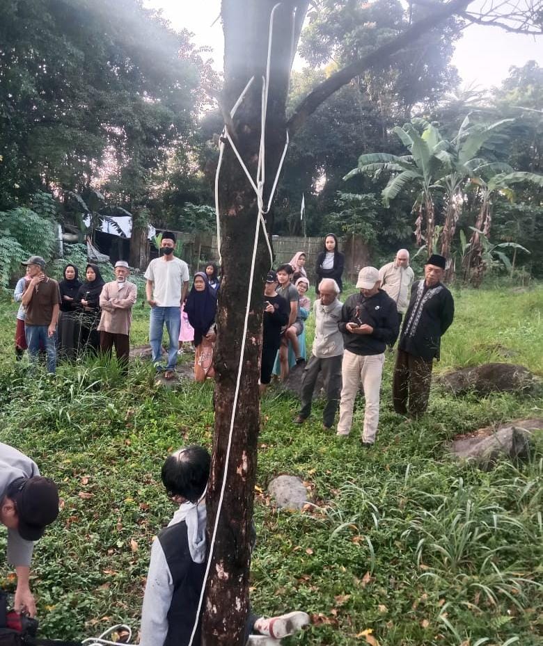 Polsek Tamansari Bersama Instansi Terkait Cek TKP Orang Di Duga Gantung Diri