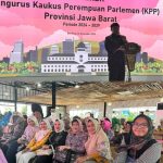 Pelantikan Kaukus Perempuan Parlemen (KPP) Tingkat Provinsi Jawa Barat Periode 2024–2029 Ketua DPRD Purwakarta, Sri Puji Utami, Hadir Bersama Legislator Perempuan Purwakarta