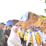 Dirjen SDA Kementrian PU Tinjau Perbaikan Tanggul Irigasi Jebol di Desa Gemuruh, BWWSO Targetkan Perbaikan Satu Bulan